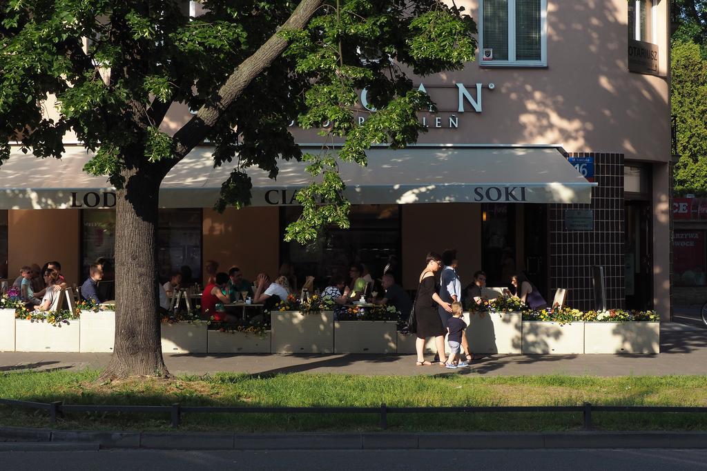 Adventura Hostel Warszawa Eksteriør bilde