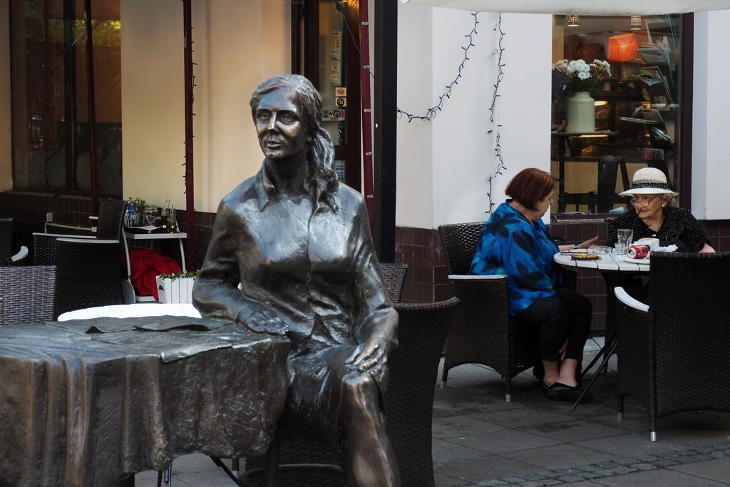Adventura Hostel Warszawa Eksteriør bilde