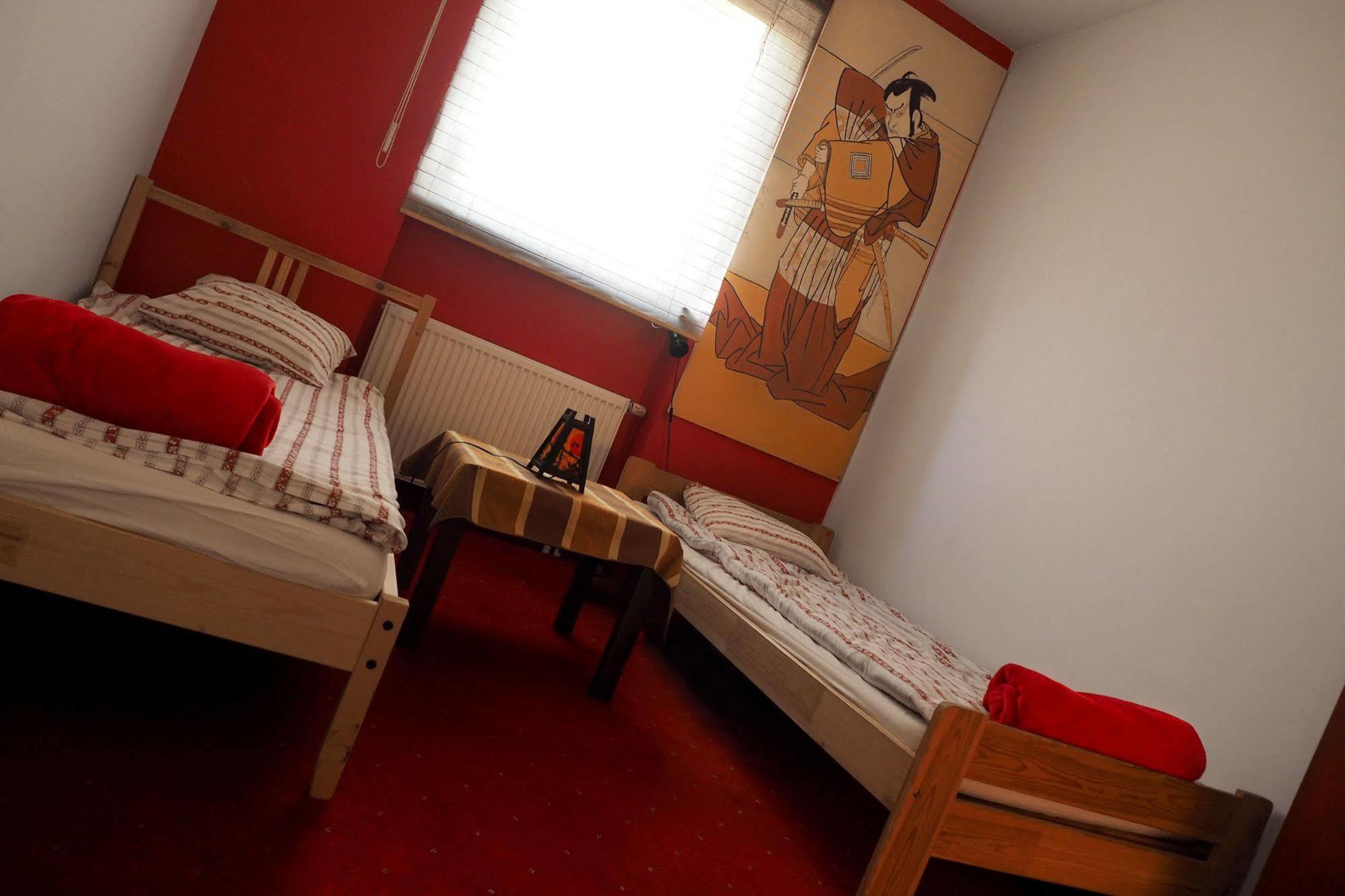 Adventura Hostel Warszawa Eksteriør bilde
