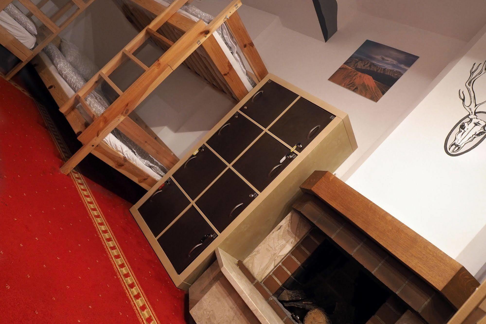 Adventura Hostel Warszawa Eksteriør bilde
